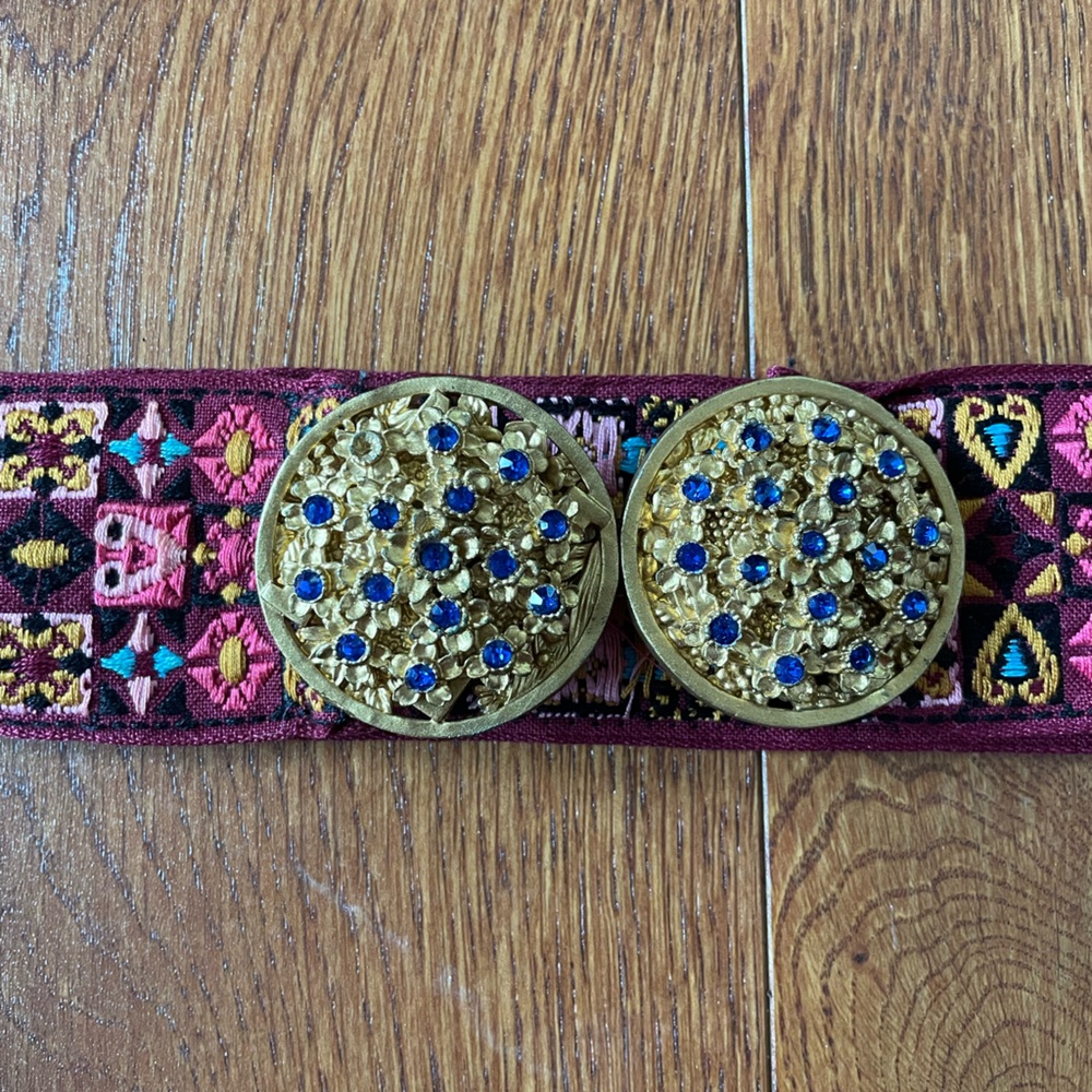 Vintage OOAK embellished floral belt - Picture 4 of 7